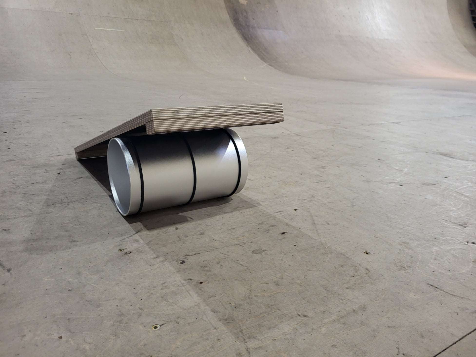 Rolla Bolla avec planche grip contreplaqué Noir et rouleau Aluminium pro 15cm