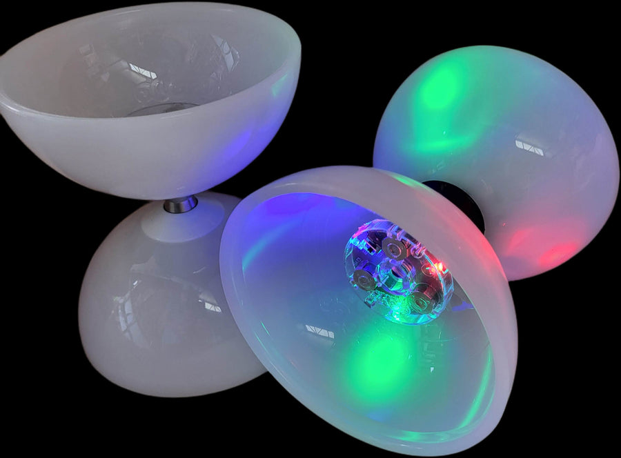 Diabolo Juggle Dream 'Big Top' à roulements - Modèle à diodes électroluminescentes