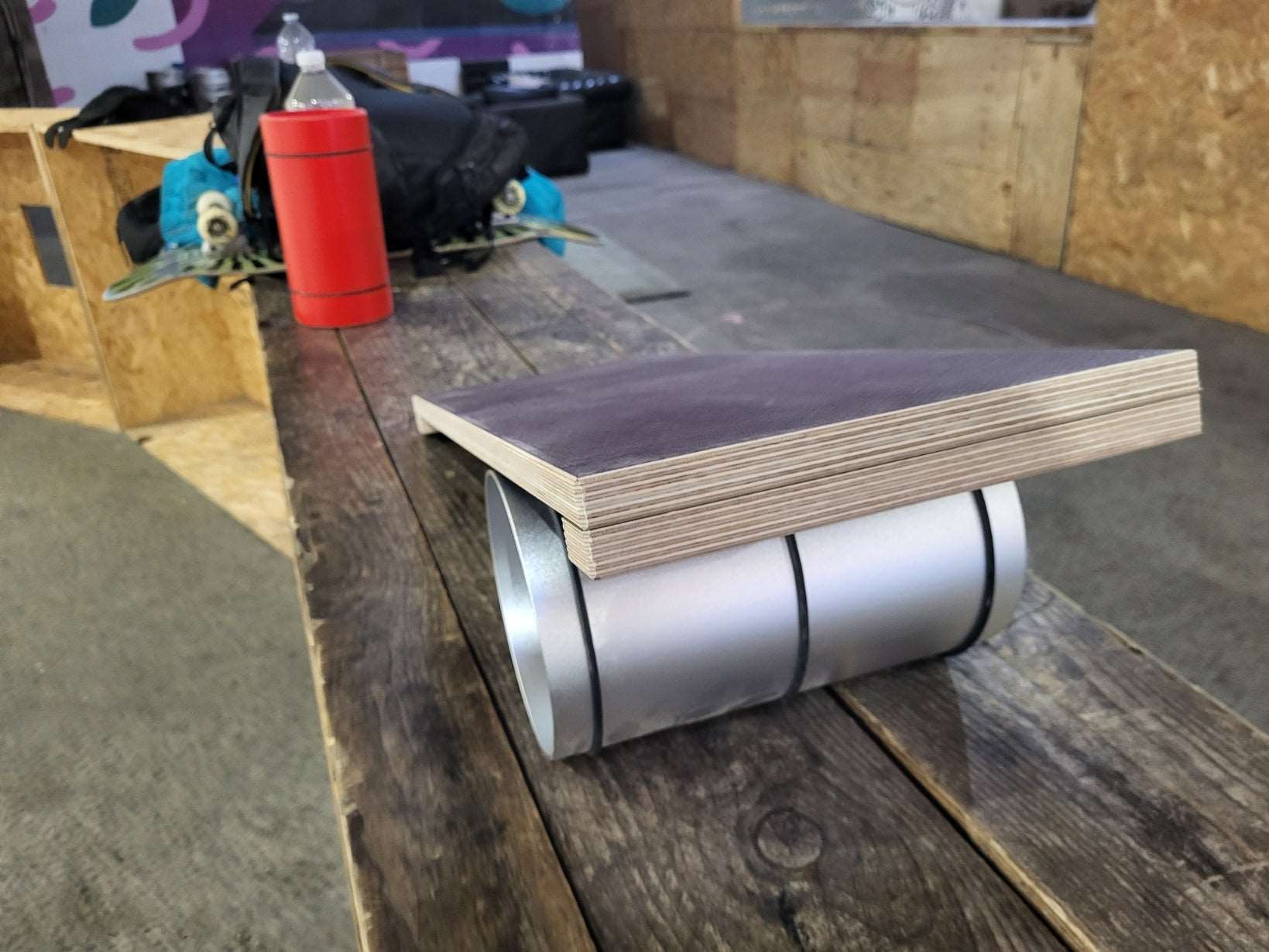 Rolla Bolla avec planche grip contreplaqué Noir et rouleau Aluminium pro 15cm