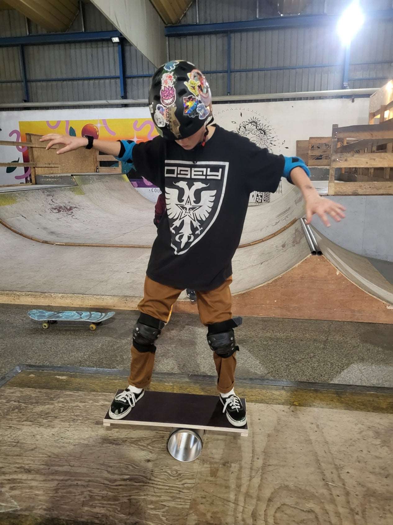 Rolla Bolla avec planche grip contreplaqué Noir et rouleau Aluminium pro 15cm