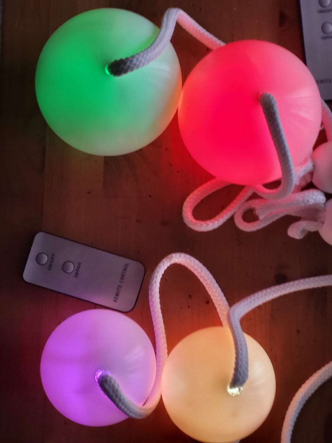 Paire de Bolas de contact lumineux avec télécommande