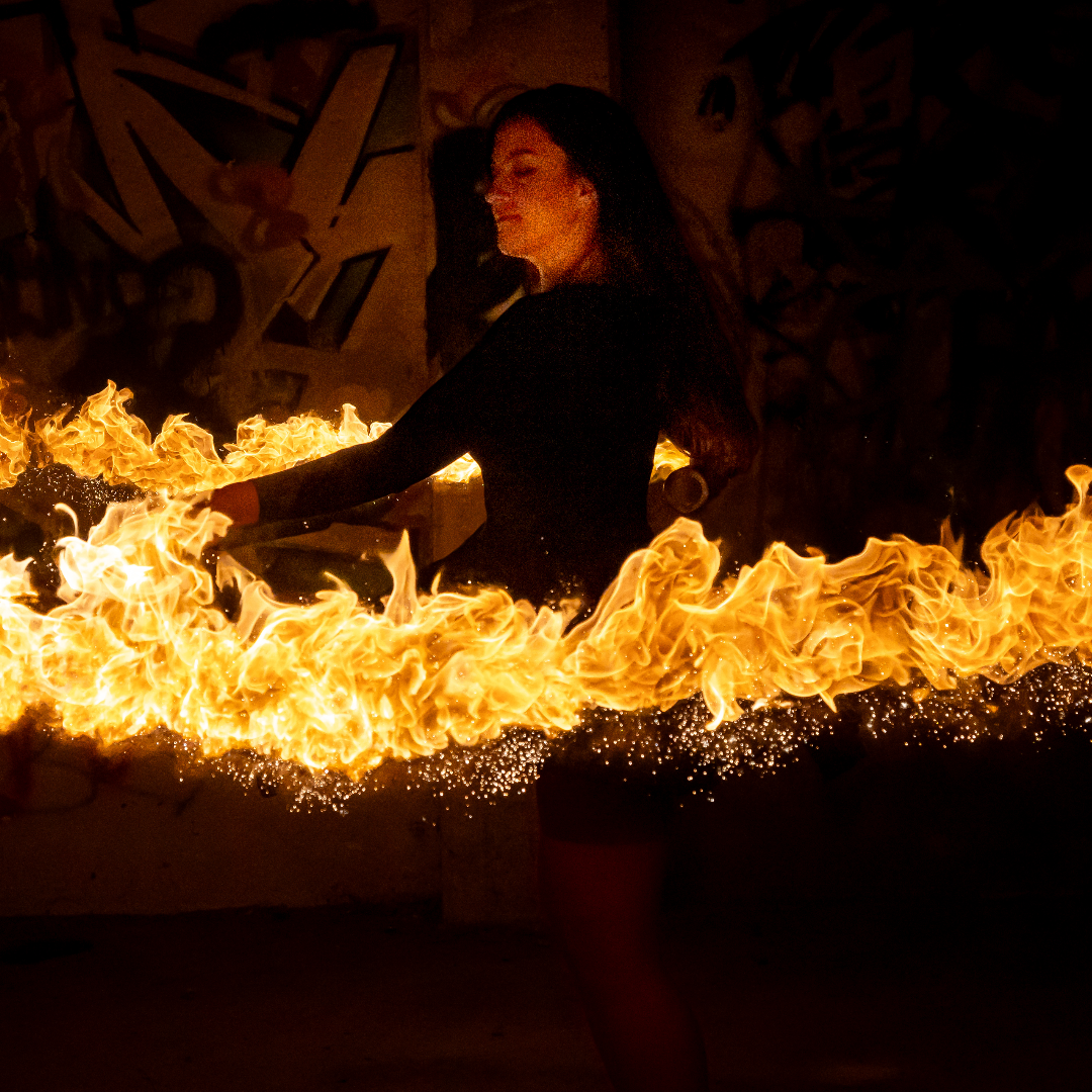 FireFly Sparkle Powder – Poudre étincelante avec reflets dorés (effet meule à étincelles) 1kg