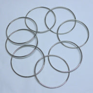8 Chinese metal rings 20cm