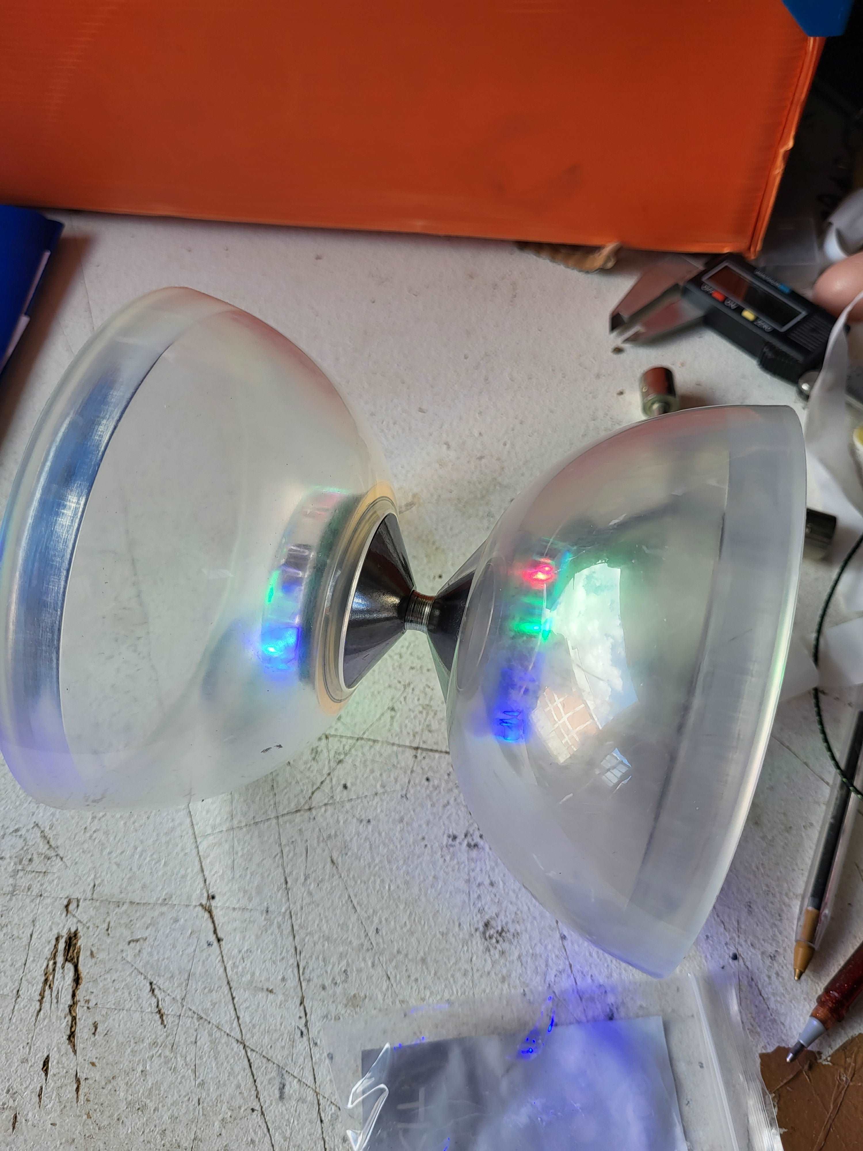 Diabolo lumineux