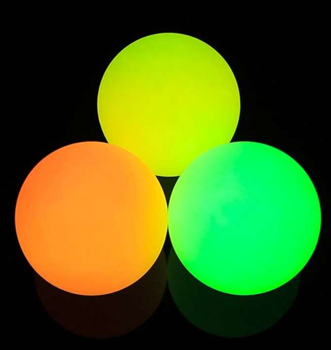 Balle luminescente multifonction rechargeable Oddballs 70 mm